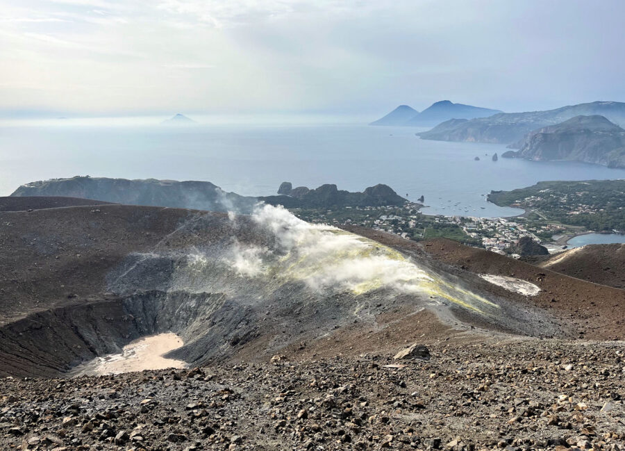 Résidence Kaolin, voyage d'étude en Sicile, Iles Eoliennes, 2023