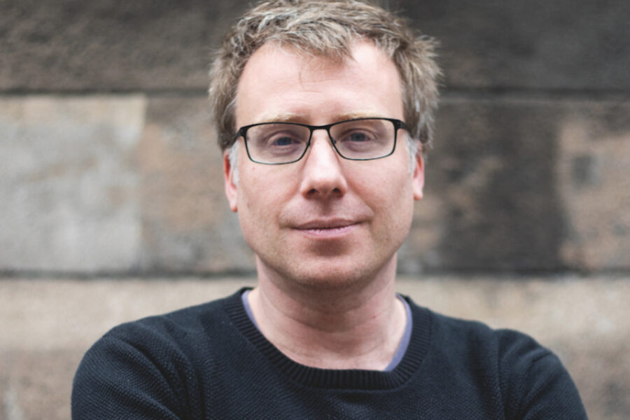 Photo : portrait d'Olivier Neveux