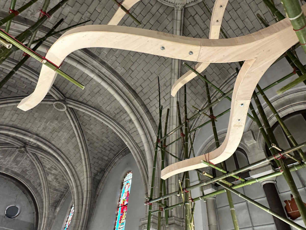 Photo : charpente navale et structure porteuse de son installation