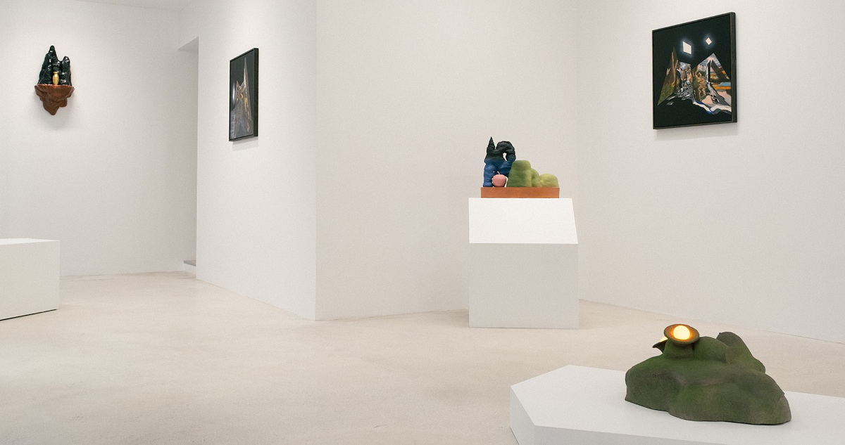 Photo : exposition "collant, poisseux, visqueux" © Charlotte Grébert